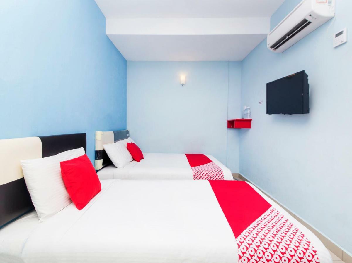 Oyo 220 Hotel Sri Maluri كوالالمبور المظهر الخارجي الصورة