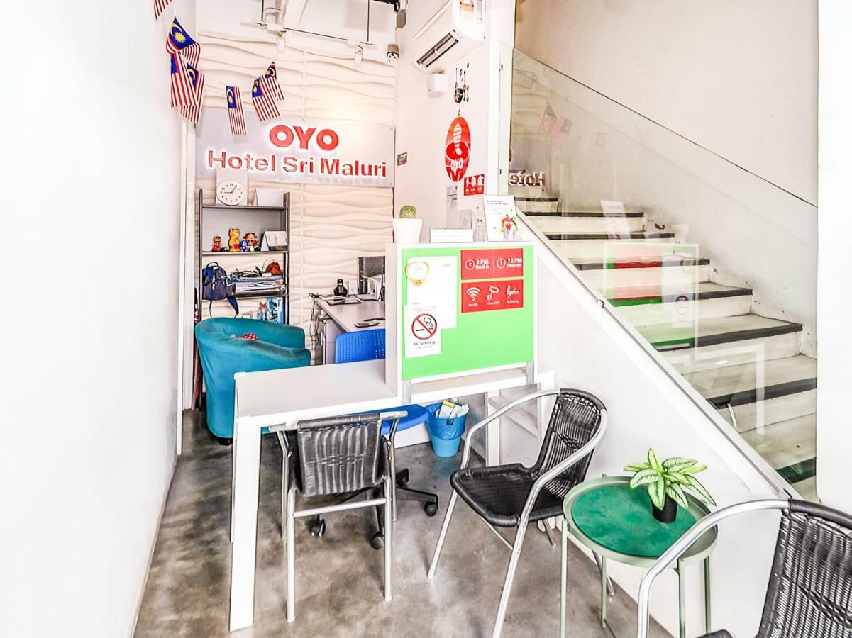 Oyo 220 Hotel Sri Maluri كوالالمبور المظهر الخارجي الصورة