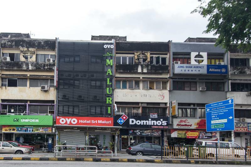 Oyo 220 Hotel Sri Maluri كوالالمبور المظهر الخارجي الصورة