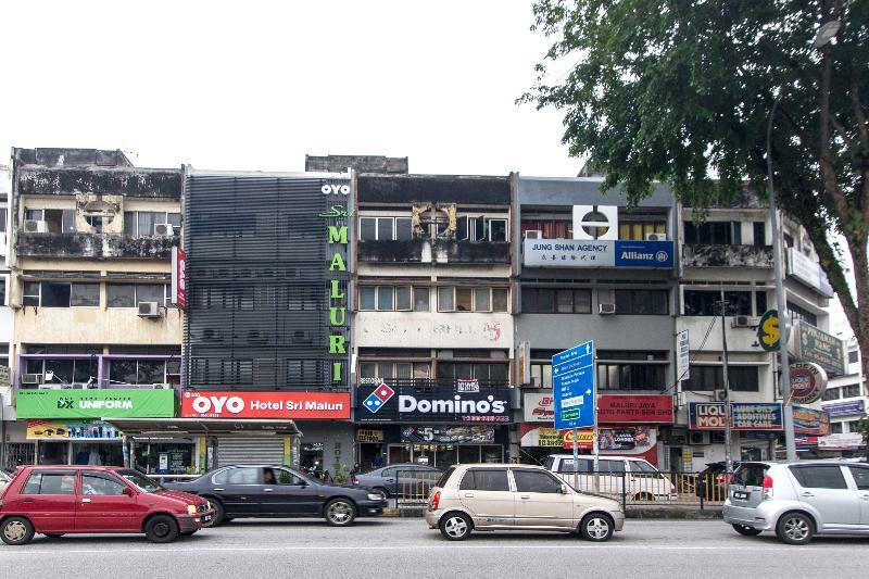 Oyo 220 Hotel Sri Maluri كوالالمبور المظهر الخارجي الصورة