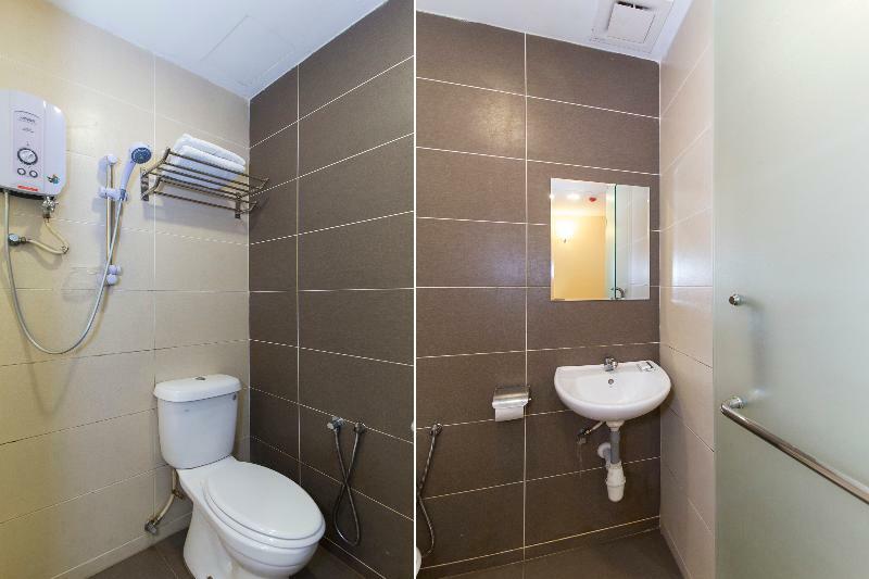 Oyo 220 Hotel Sri Maluri كوالالمبور المظهر الخارجي الصورة